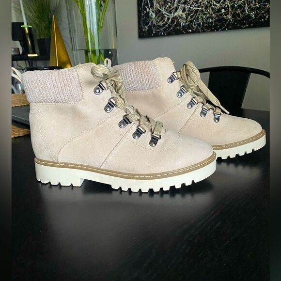 cliffs by White Mountain boots beige 6.5 - Picture 1 of 7